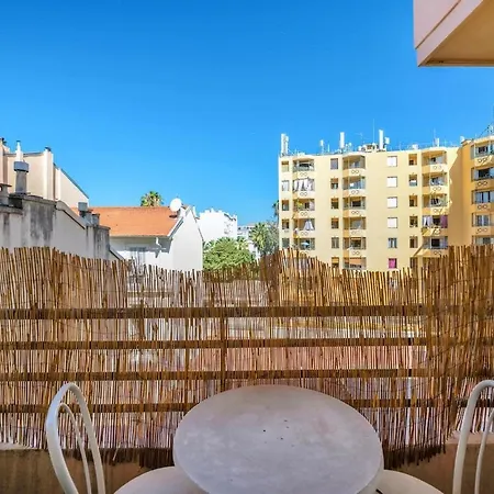 Cozy&stylish With Air Conditioning&balcony - Libération