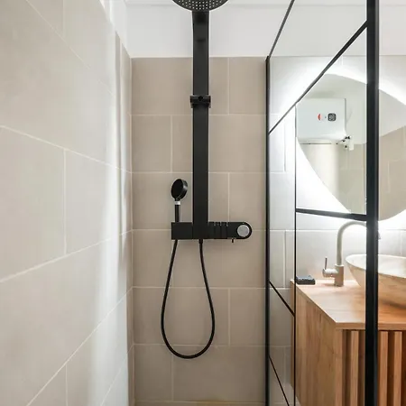 Cozy&stylish With Air Conditioning&balcony - Libération Appartamento *